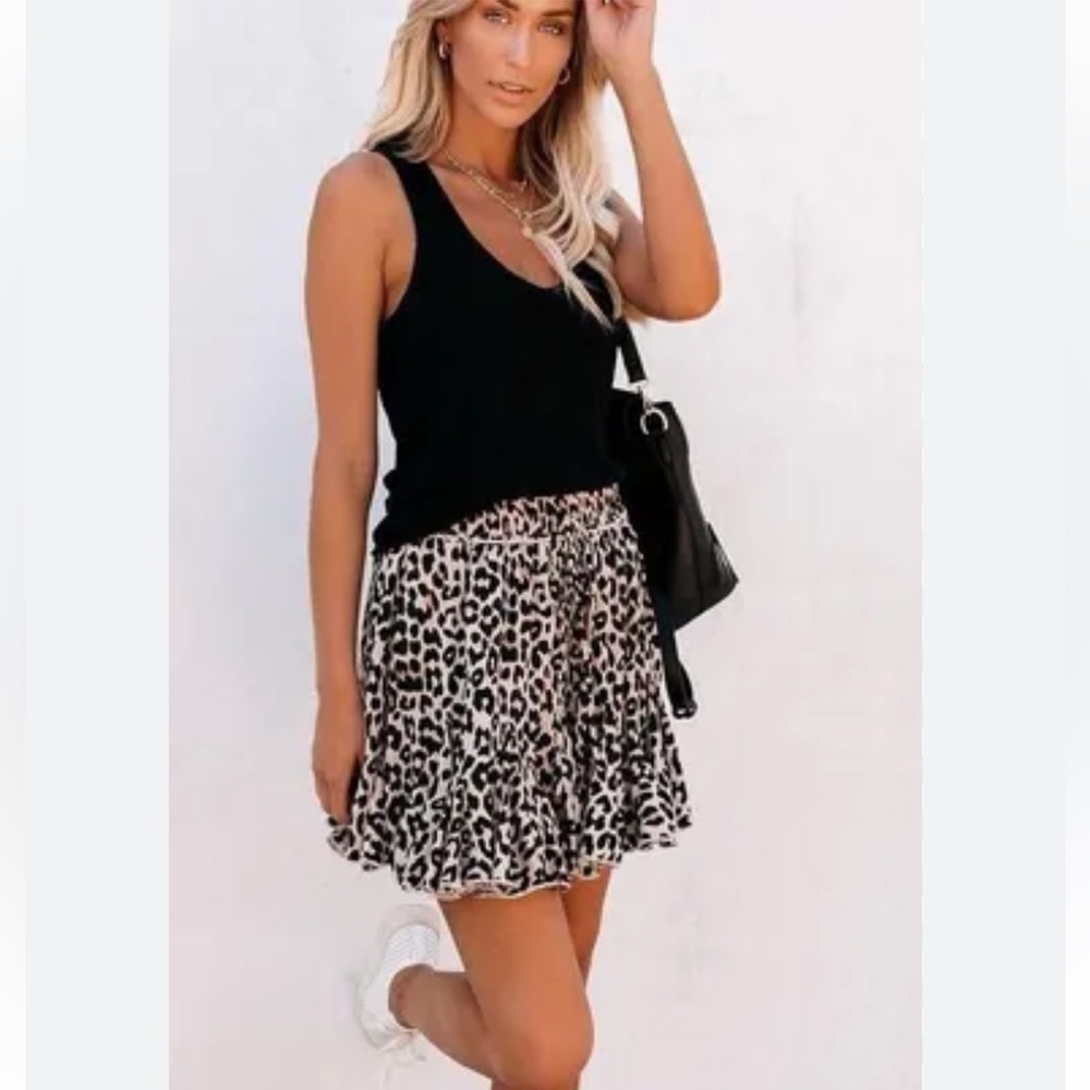 VICI leopard ruffle mini skirt